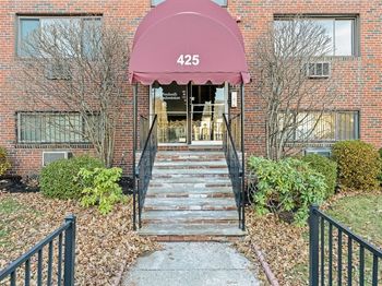 425 S Huntington