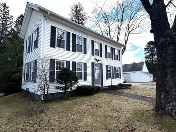 1386 Pleasant Street