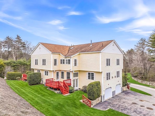 4 Patriots Blvd 4, Hopkinton MA 01748