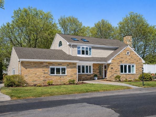 384 Brighton Street, Belmont MA 02478