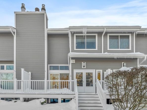 255 North Road 18, Chelmsford MA 01824