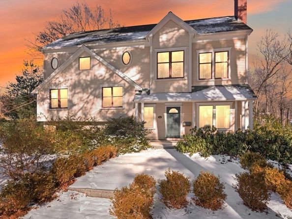 58 Ames St, Sharon MA 02067