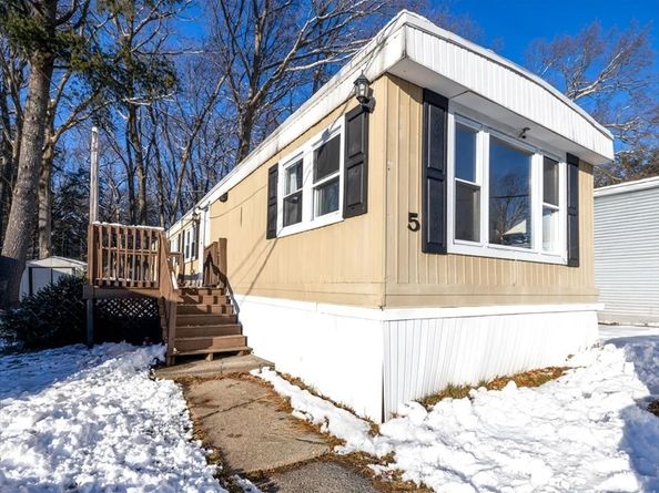 5 Alpine St, Rockland MA 02370