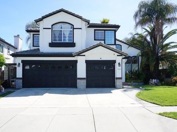 9402 Rodeo Drive