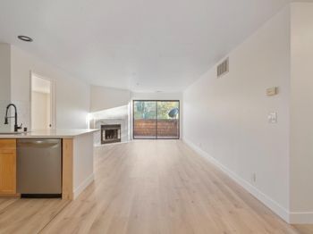 2348 La Terrace Circle