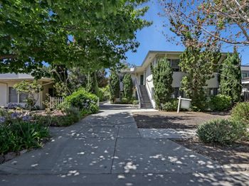 2110 Williams