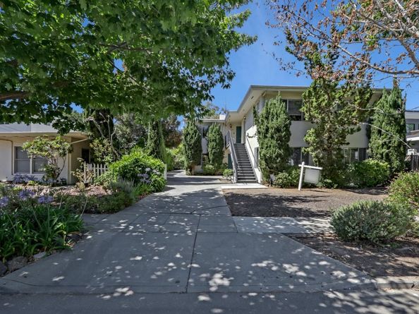 2110 Williams, Palo Alto CA 94306