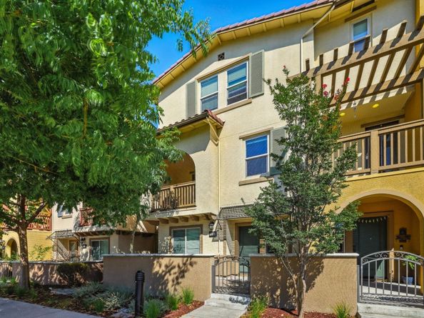 316 N Fair Oaks Avenue, Sunnyvale CA 94085