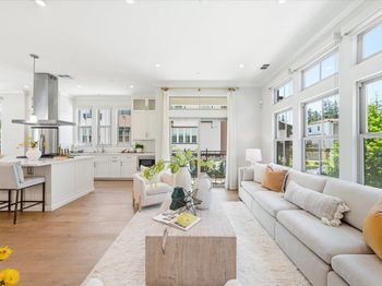 2360 Toledo Terrace