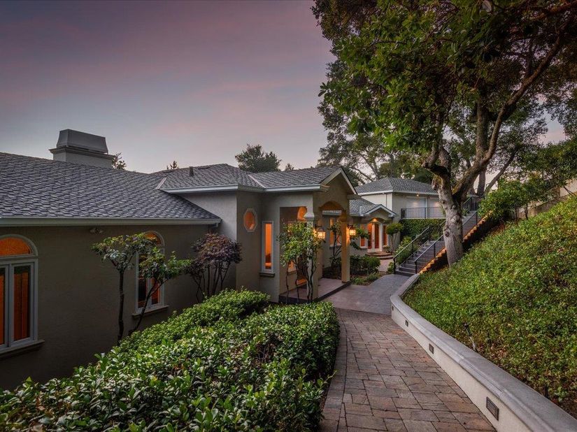 55 Vista Verde Way, Portola Valley CA 94028