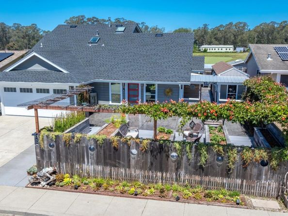 1558 MIZZEN Lane, Half Moon Bay CA 94019