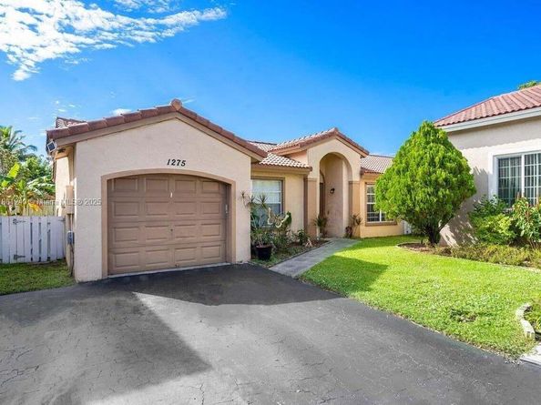 1275 NW 126TH St, Sunrise FL 33323