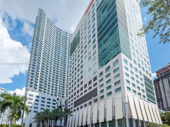 185 SW 7th St 4201, Miami FL 33130