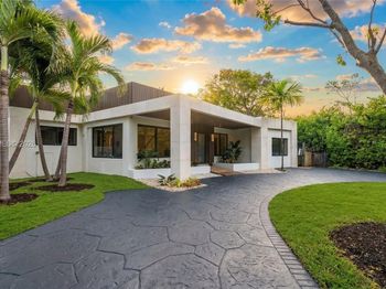 12600 Ixora Rd