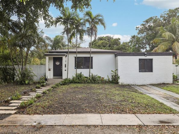 260 NW 133rd St, North Miami FL 33168