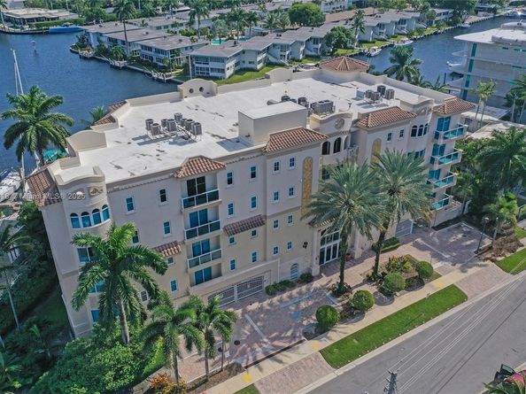 516 Hendricks Isle 2C, Fort Lauderdale FL 33301