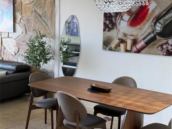 8411 NW 8th St 405, Miami FL 33126