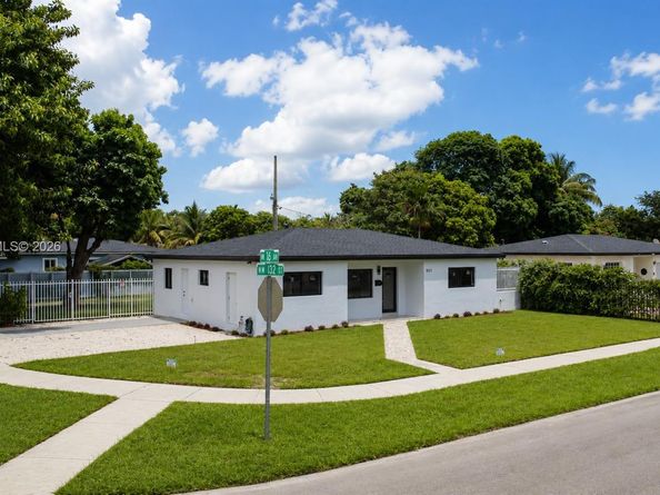 1571 NW 132nd St, Miami FL 33167