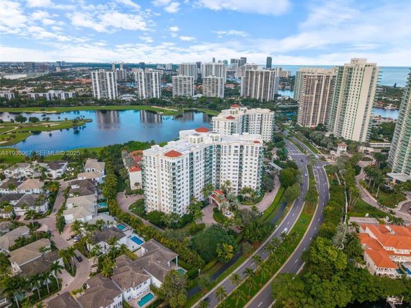 19900 E Country Club Dr 616, Aventura FL 33180