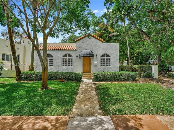 1102 Genoa St, Coral Gables FL 33134