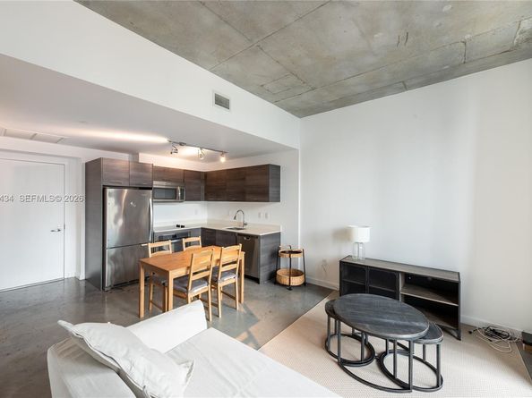 151 SE 1st St 1709, Miami FL 33131