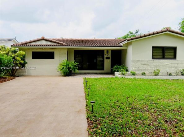 5301 Pierce St, Hollywood FL 33021