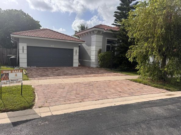 1281 NE 41st Pl, Homestead FL 33033