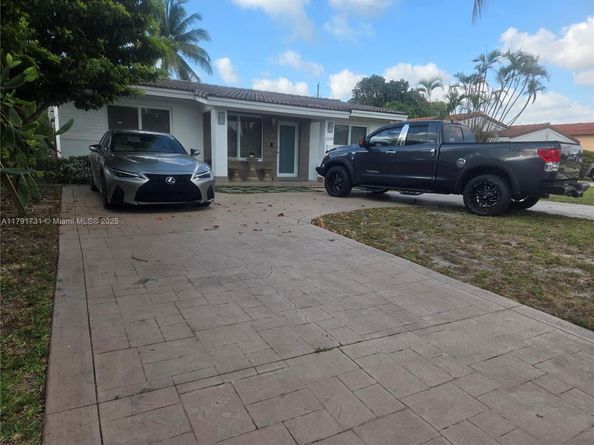 1540 NE 173rd St, North Miami Beach FL 33162
