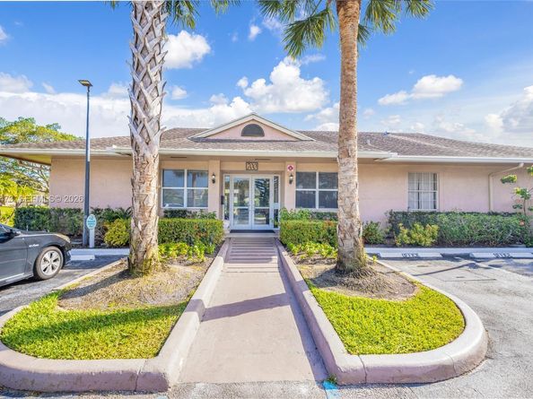 680 Cypress Club Way I10, Deerfield Beach FL 33064