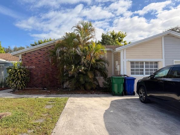 Undisclosed Address #A11926102, Miramar FL 33025