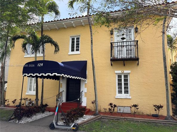 124 Mendoza Ave 2A, Coral Gables FL 33134