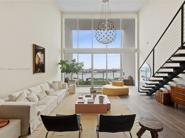 1040 Biscayne Blvd 1602, Miami FL 33132