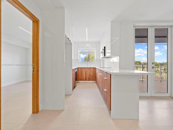 4854 NW 7th St 206, Miami FL 33126