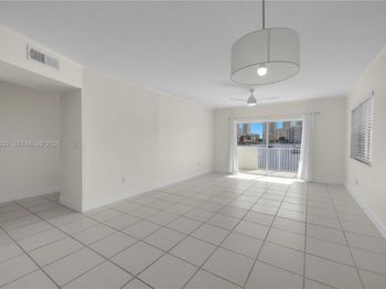 462 Golden Isles Dr