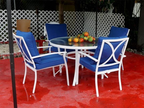 341 NW 39th St, Miami FL 33127