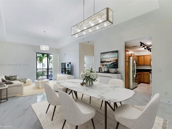 8395 SW 73rd Ave 511, Miami FL 33143