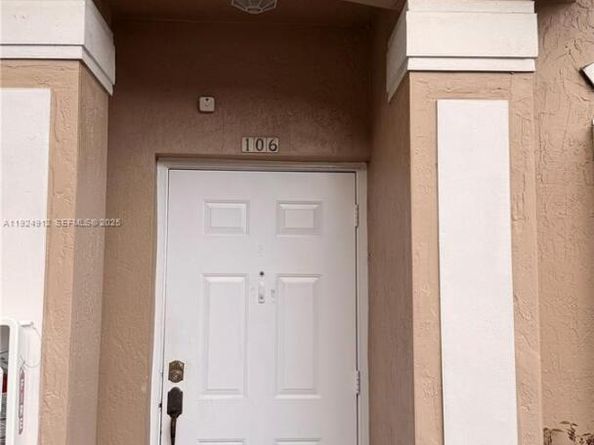 5785 NW 116th Ave 106, Doral FL 33178