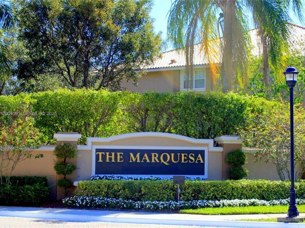 160 SW 117th Ter 6103, Pembroke Pines FL 33025