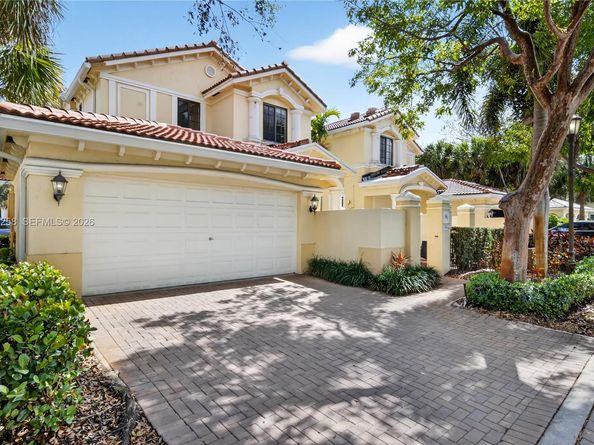 1506 Passion Vine Cir 233, Weston FL 33326