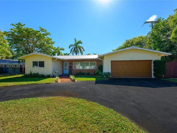 550 NE 5th St, Pompano Beach FL 33060