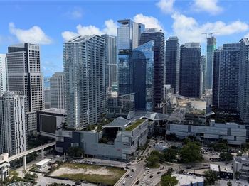 350 S Miami Ave