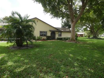 23359 Barlake Dr