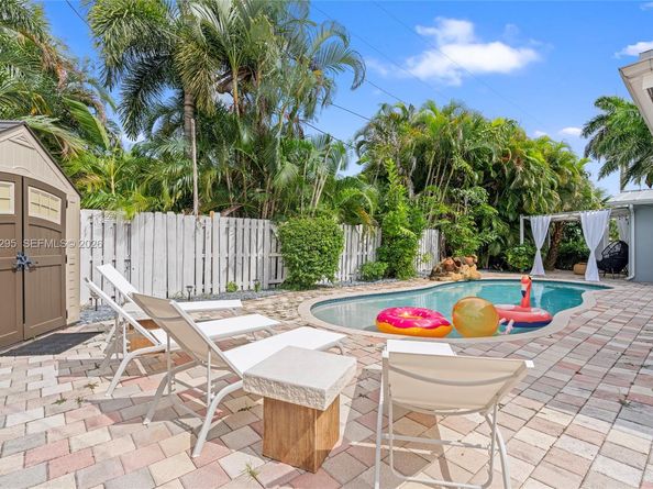 5900 NE 15th Ave, Fort Lauderdale FL 33334