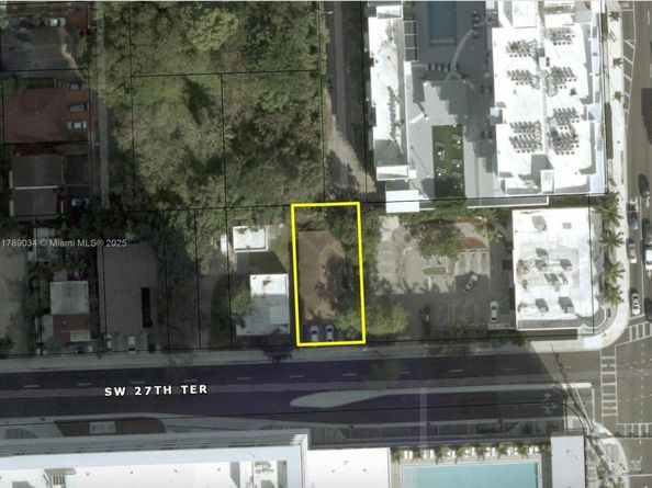 2735 SW 27th Ter, Miami FL 33133