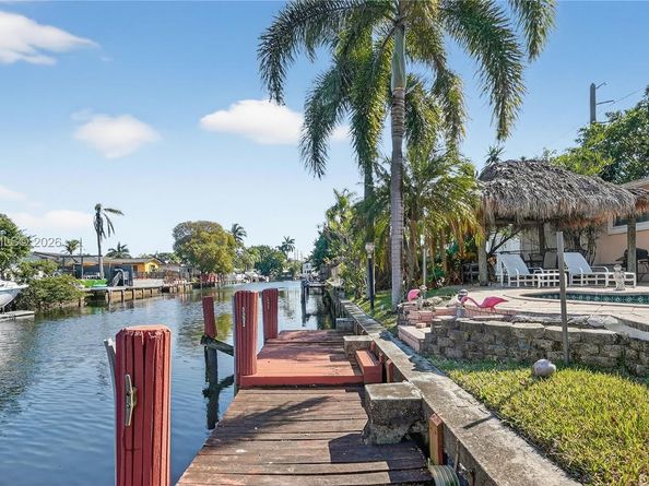 2831 Arthur St, Hollywood FL 33020