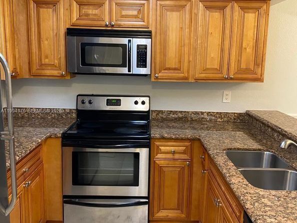 1620 Balfour Point Dr B, West Palm Beach FL 33411