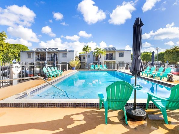 3181 SW 13th St 407, Miami FL 33145