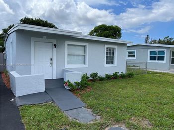 2726 NW 4th Ct