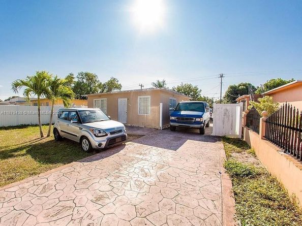 832 E 20th St, Hialeah FL 33013