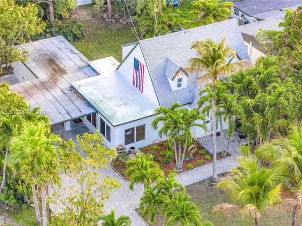 1960 NE 182nd St, North Miami Beach FL 33162